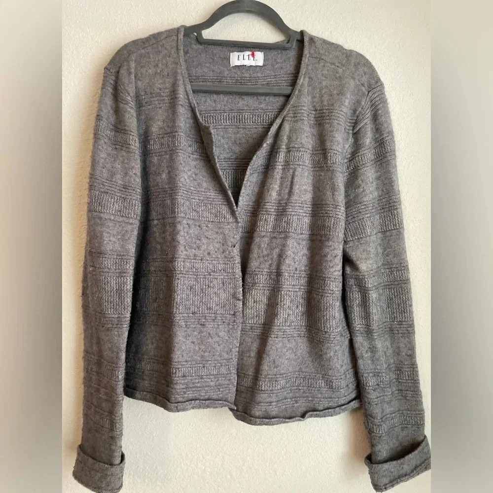 ELLE women’s long sleeve gray cardigan sweater size M